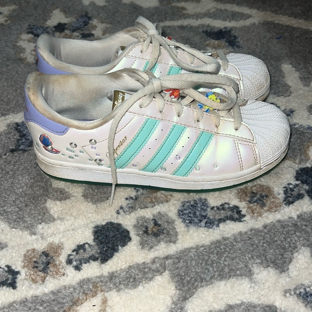 Adidas Little Mermaid girls‎ White and Green Sneakers